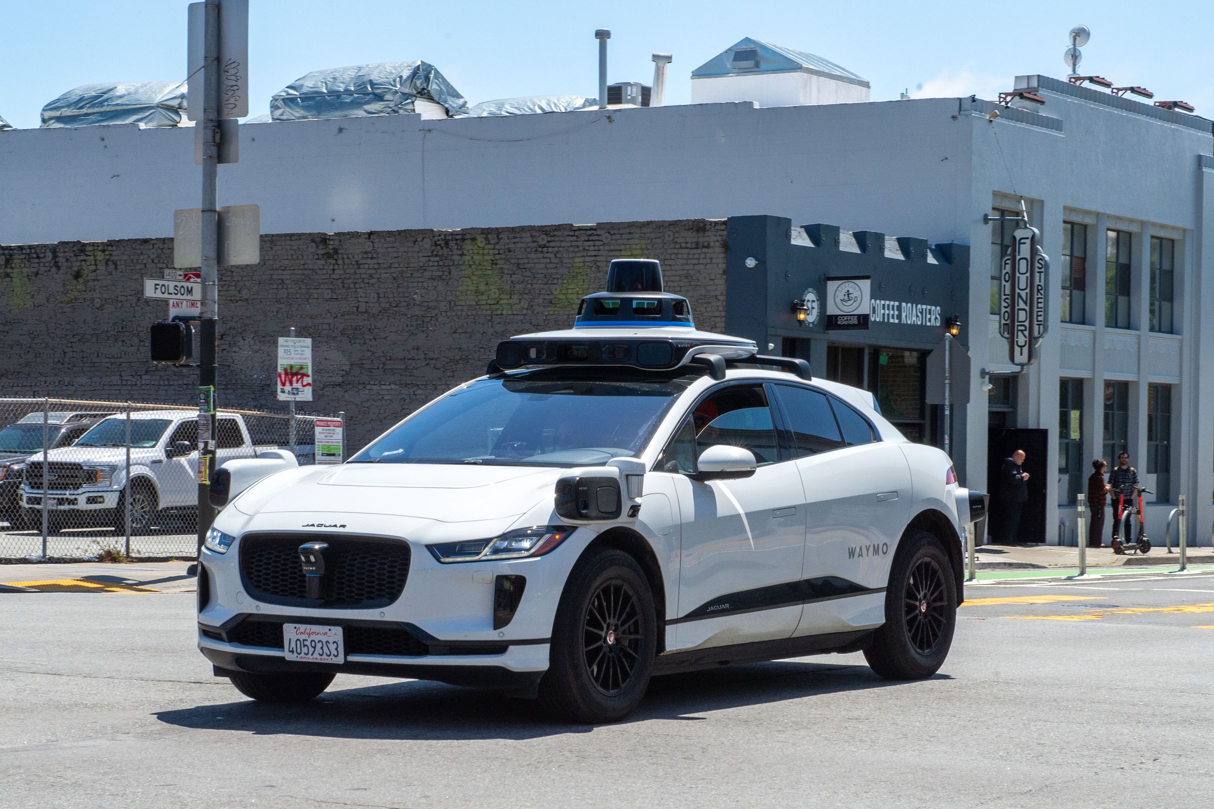 Police pulled over a Waymo car for driving in the oncoming lane