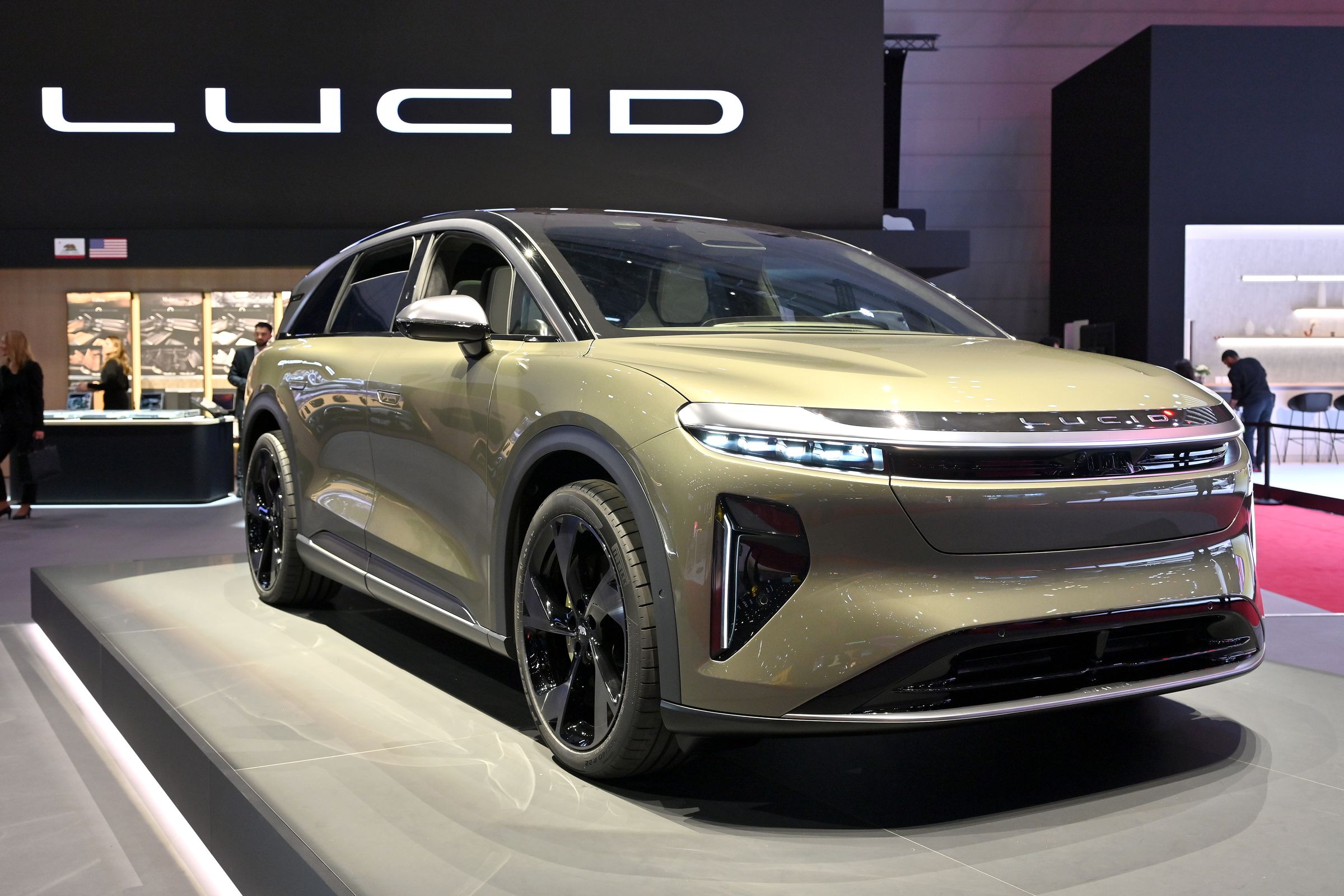 Lucid announces pricing of upcoming Gravity SUV