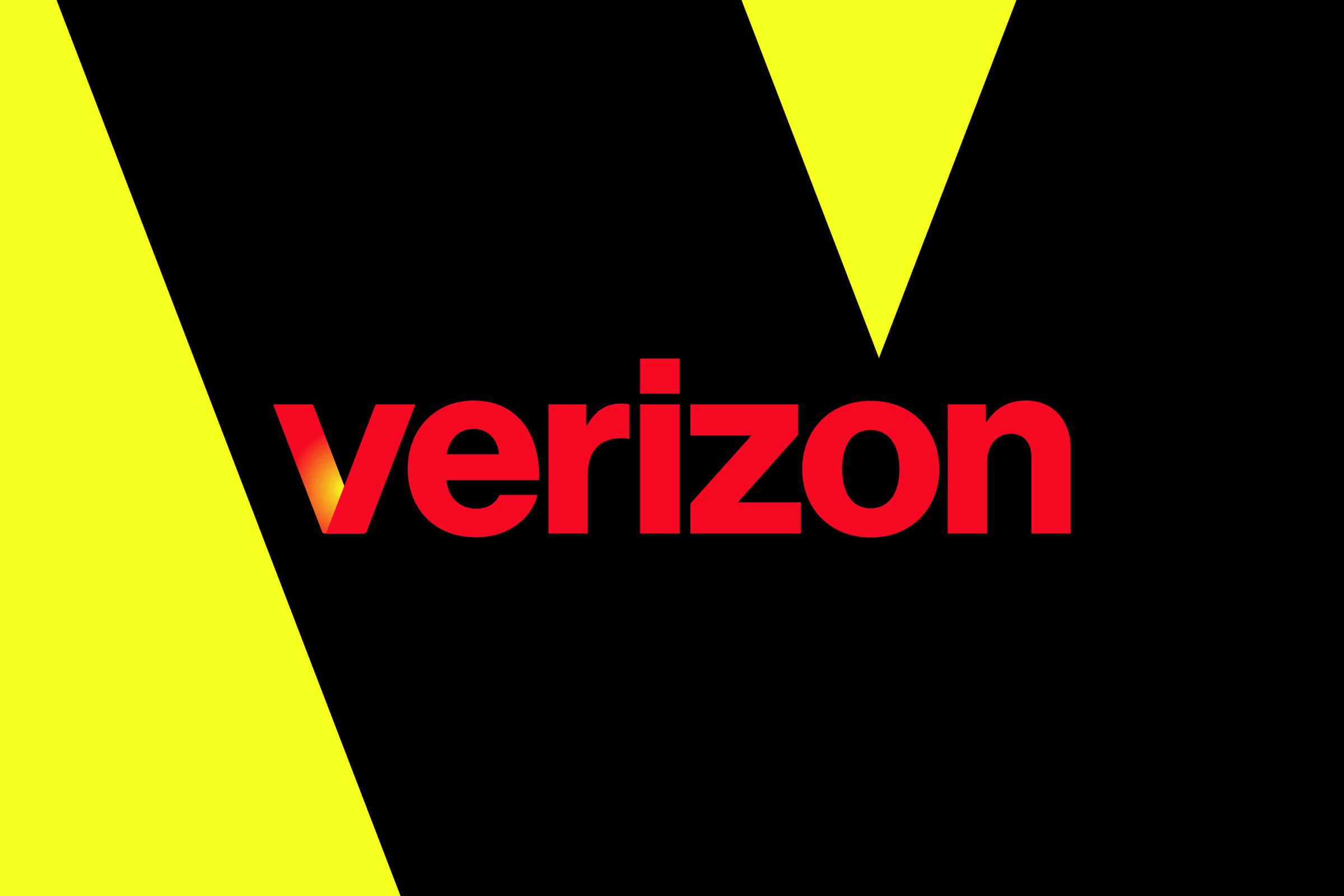 Verizon says it fixed the outage that brought mobile services down across the country